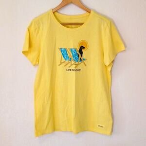 Life is good crusher tee black lab deck chairs